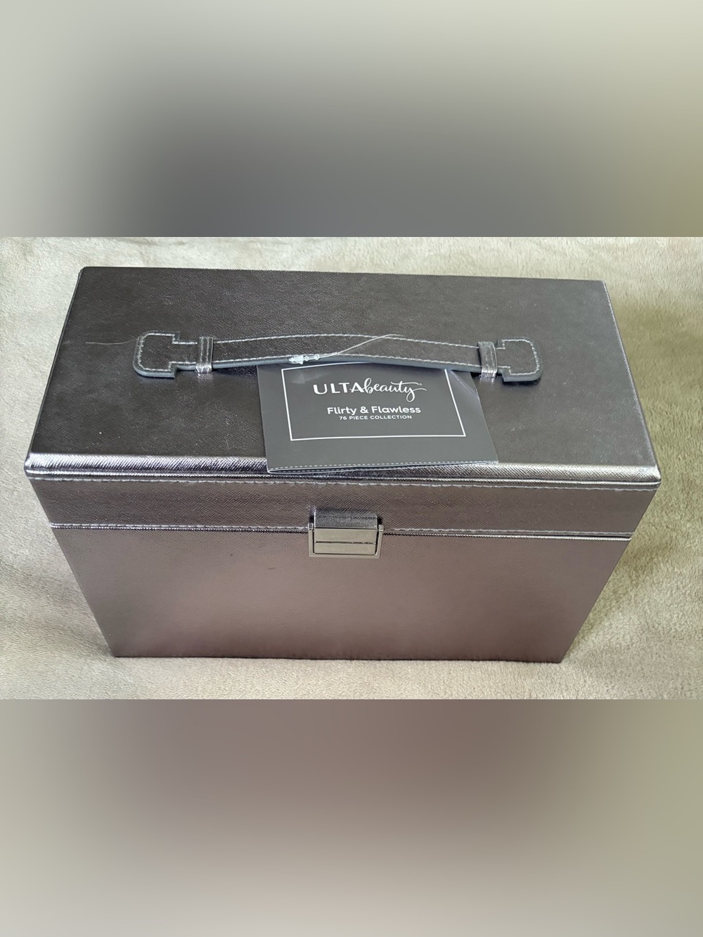 Beautiful Ulta Beauty Flirty & Flawless 76 Piece Collection, NWT! - Picture 8 of 15